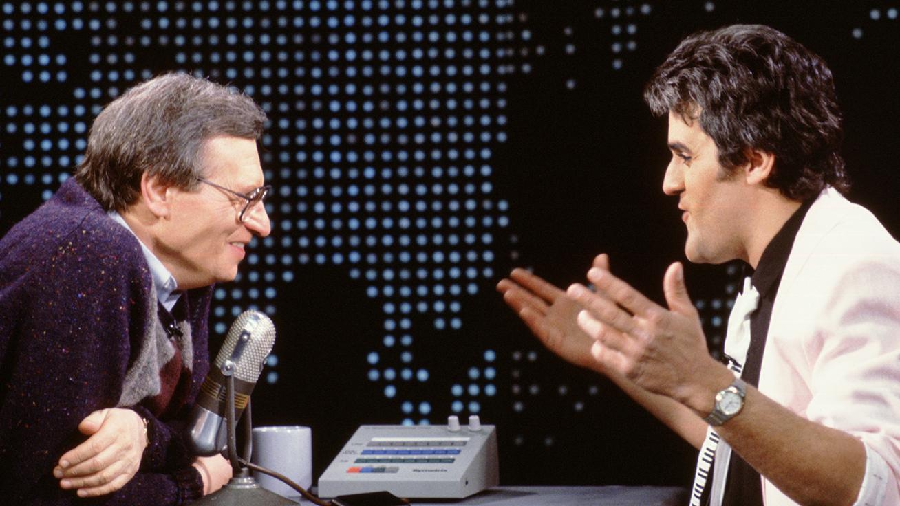 journalist interviewing